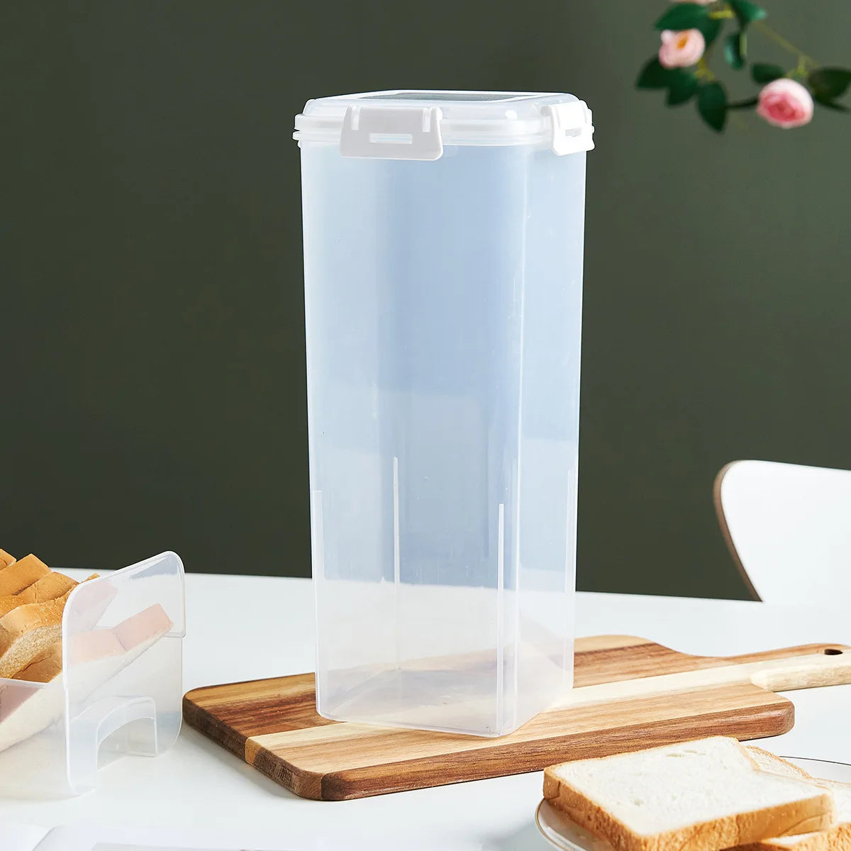 Airtight Clear Bread Storage Box with Lid